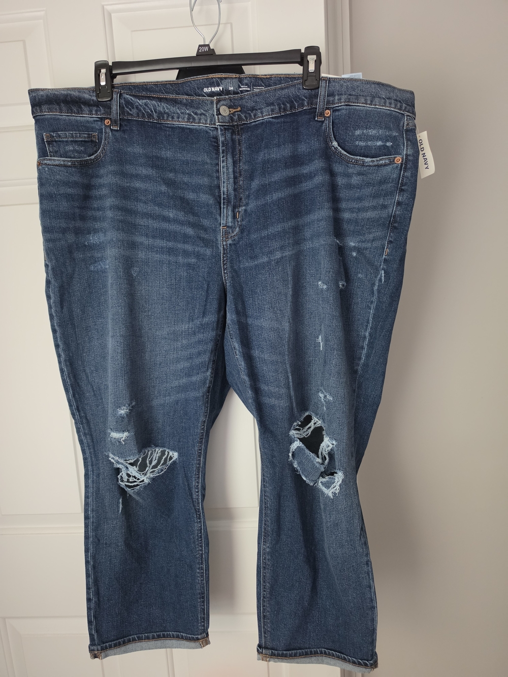 Old Navy Distressed Boyfriend Jeans NWT 24